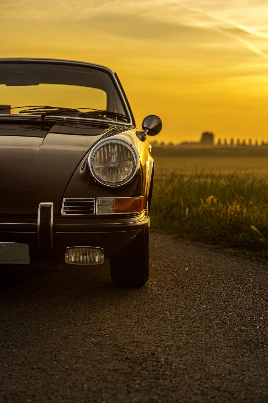  Porsche 911 S 2.0 Coupe 1968 года  (фото 18 из 33)